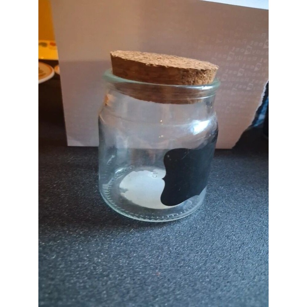 Glass jar - Picture 3 of 3